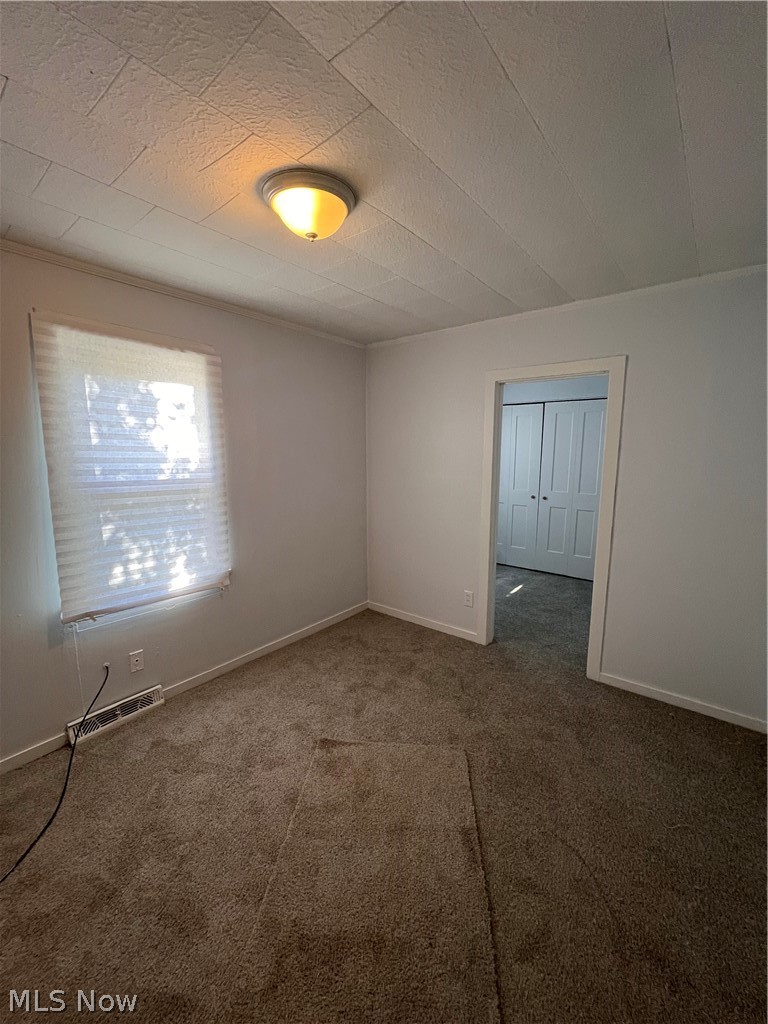 1093 Joy Avenue Property Photo 9