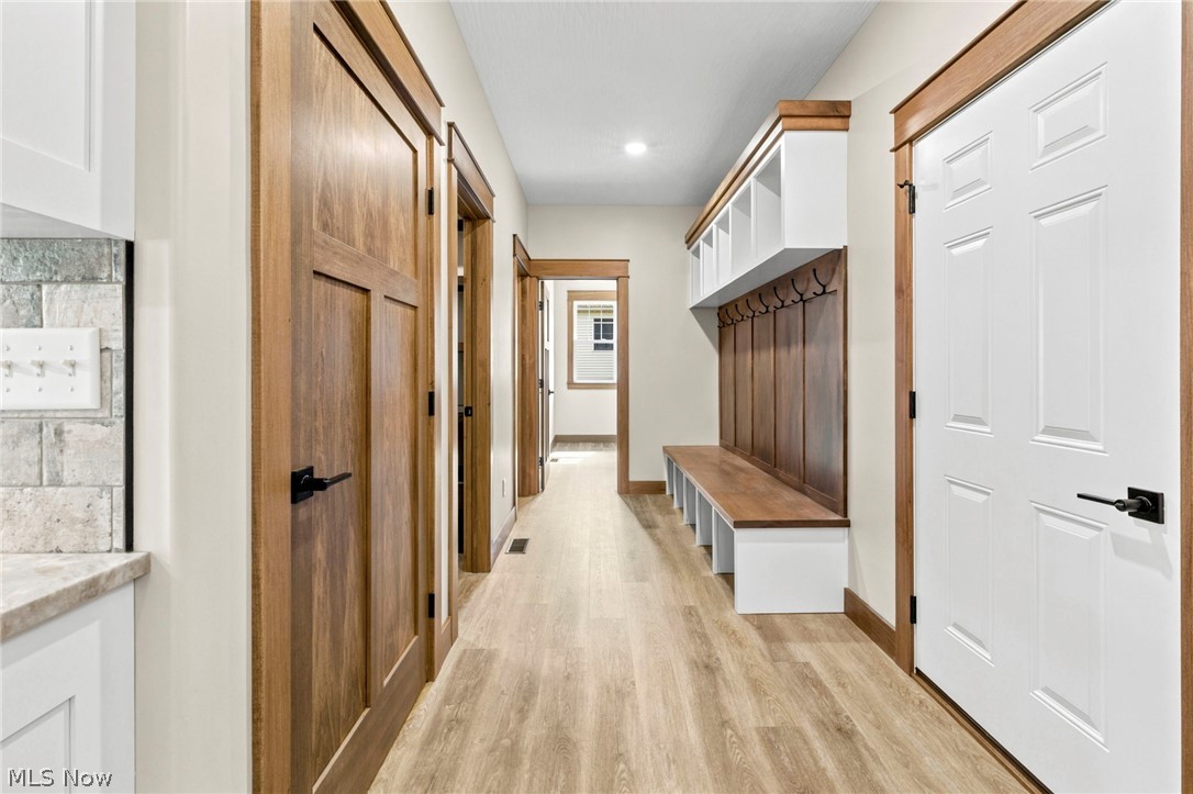 2745 Hickory Court Property Photo 18