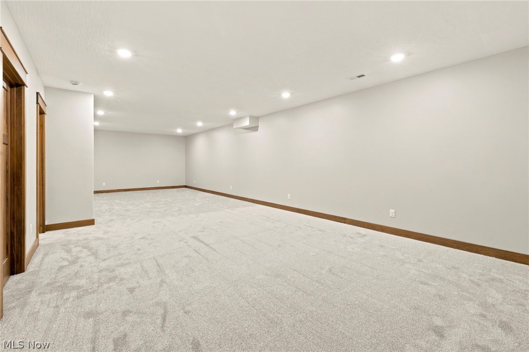 2745 Hickory Court Property Photo 35