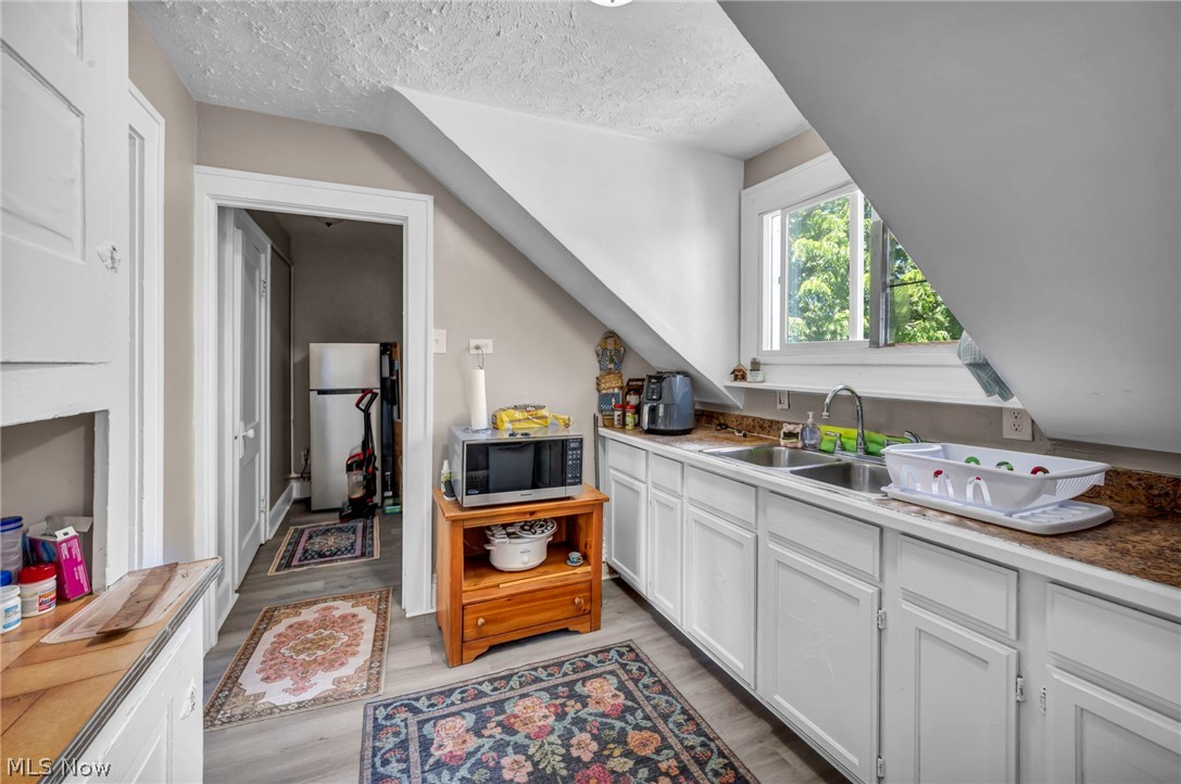 1288 Pondview Avenue Property Photo 21