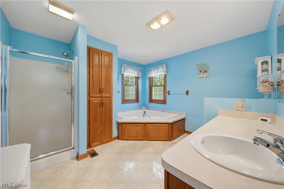813 Walnut Ridge Street Nw Property Photo 31