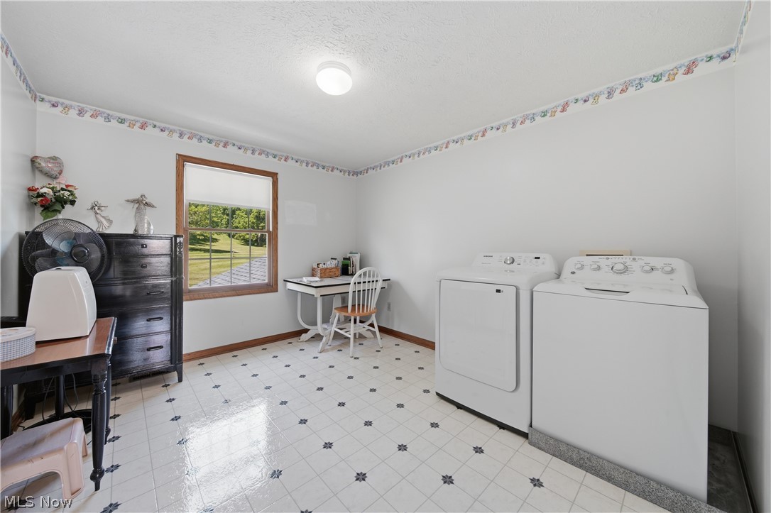 813 Walnut Ridge Street Nw Property Photo 37