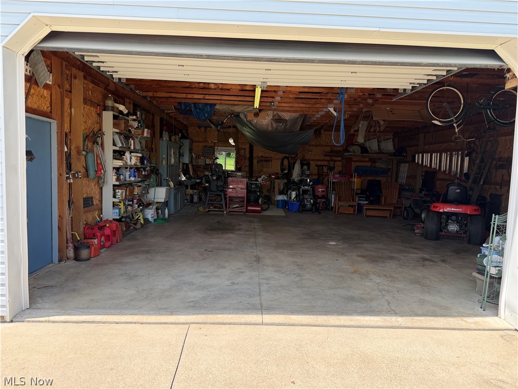 813 Walnut Ridge Street Nw Property Photo 43
