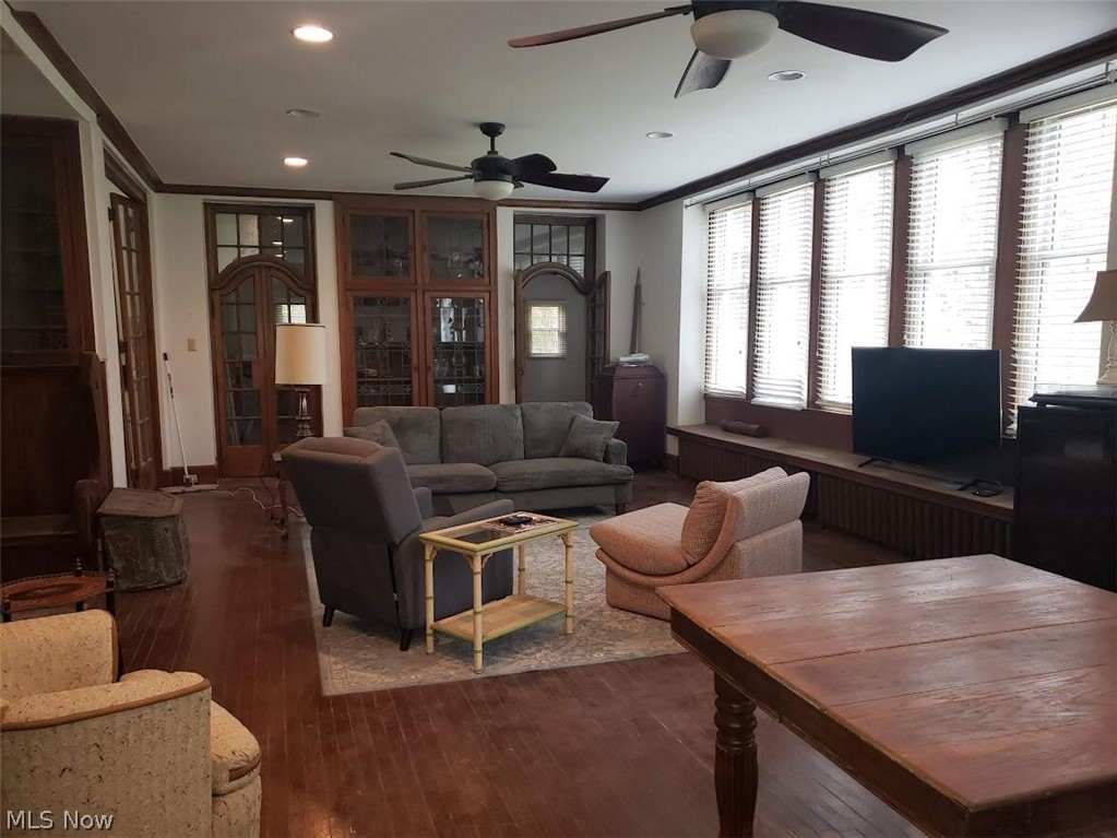 739 Cohasset Drive Property Photo 4