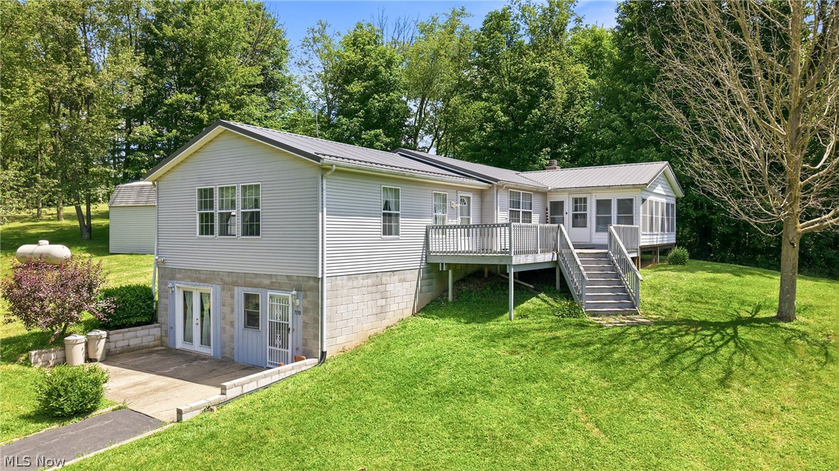 7150 Hoffee Road Property Photo 2