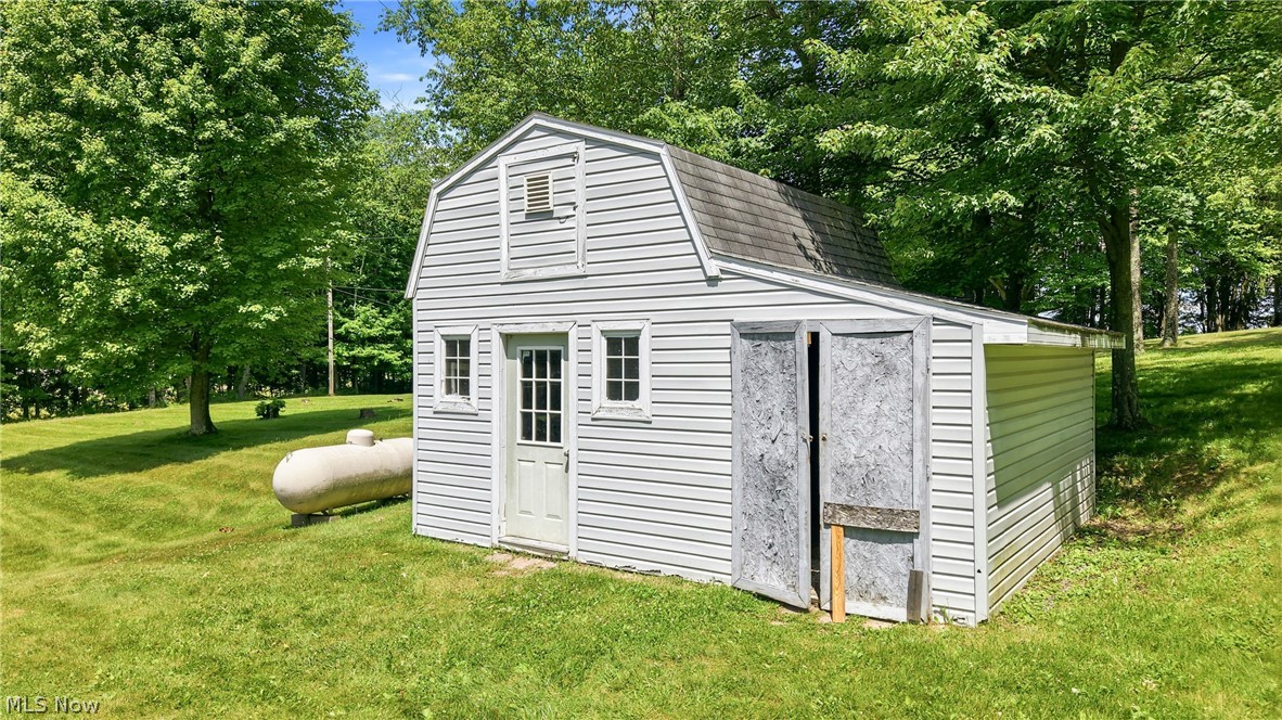 7150 Hoffee Road Property Photo 7