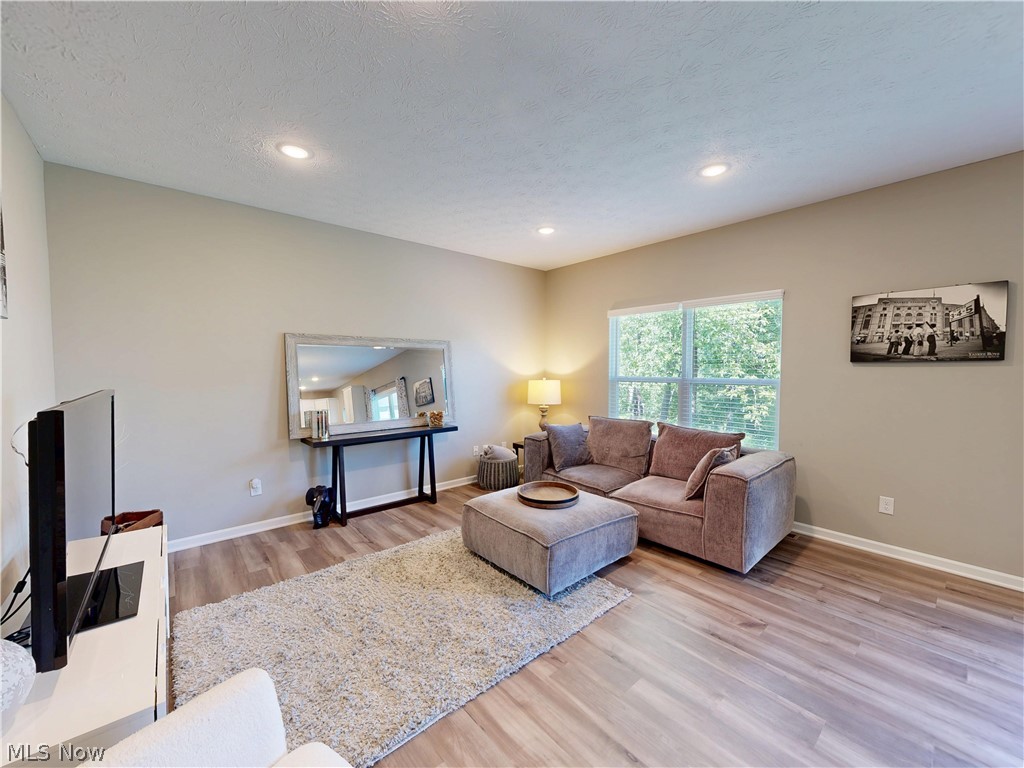 1223 Selena Grove Property Photo 8
