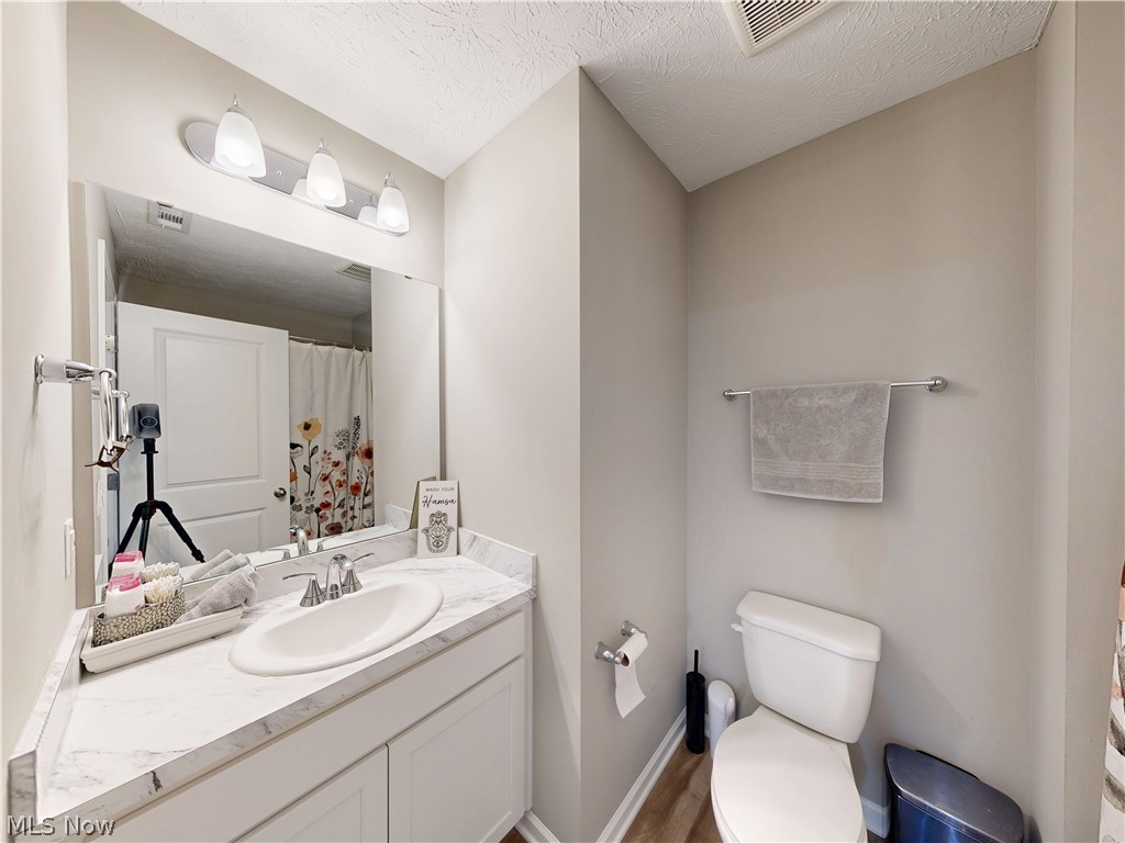 1223 Selena Grove Property Photo 20