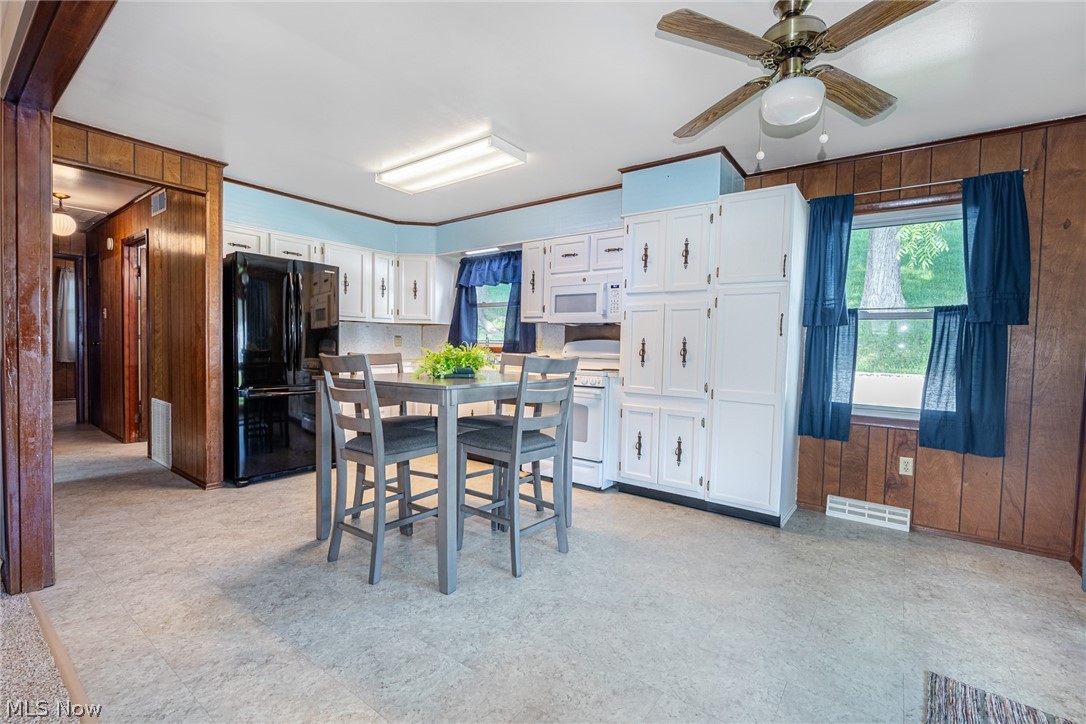 21569 State Route 16 Property Photo 8