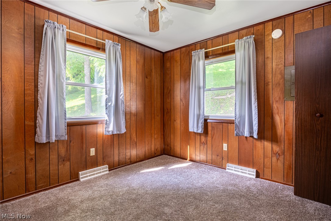 21569 State Route 16 Property Photo 17