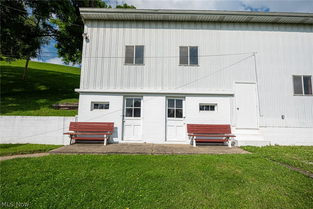 21569 State Route 16 Property Photo 23