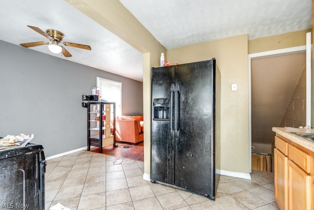 1445 Sulzer Avenue Property Photo 3
