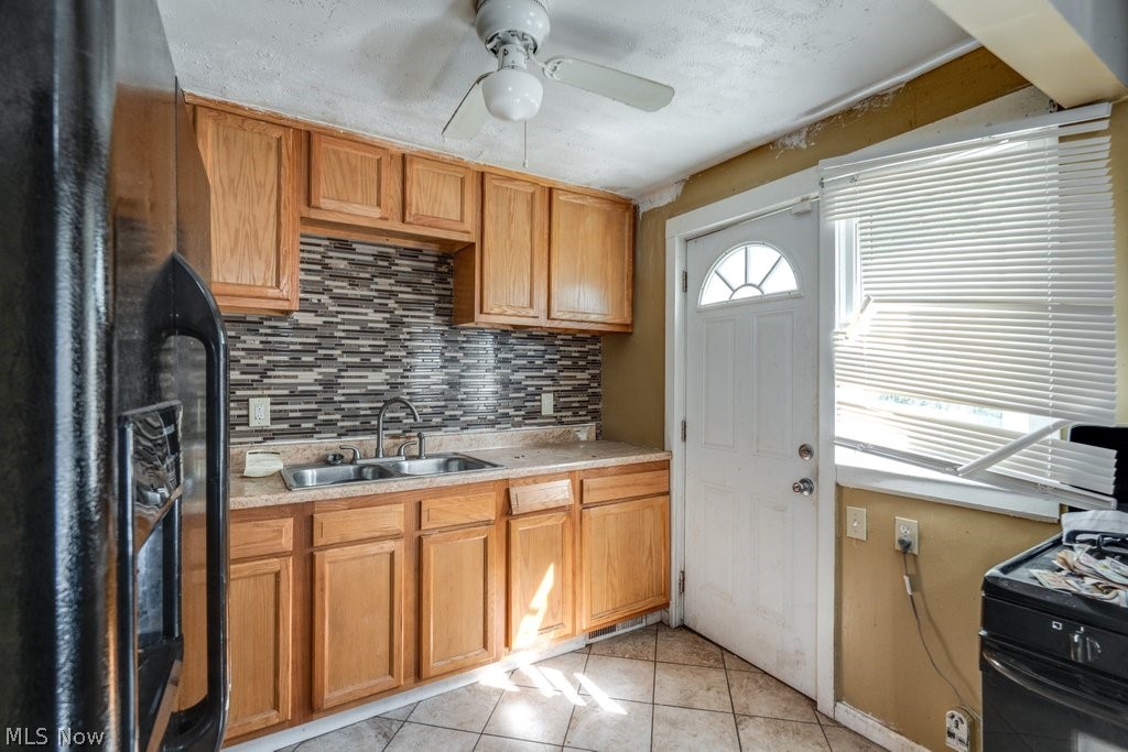 1445 Sulzer Avenue Property Photo 5