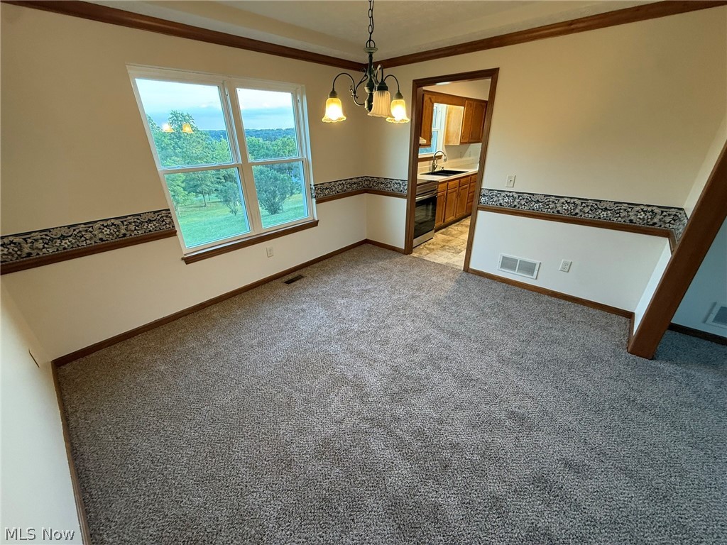 9724 Lafont Circle Ne Property Photo 7