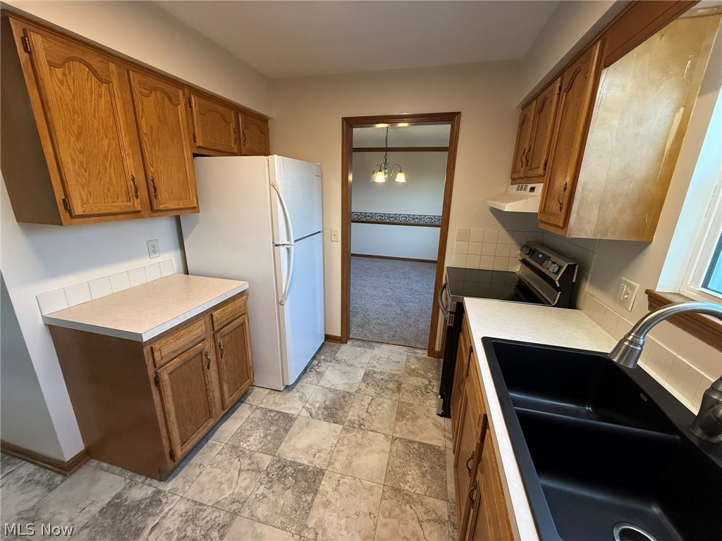 9724 Lafont Circle Ne Property Photo 11