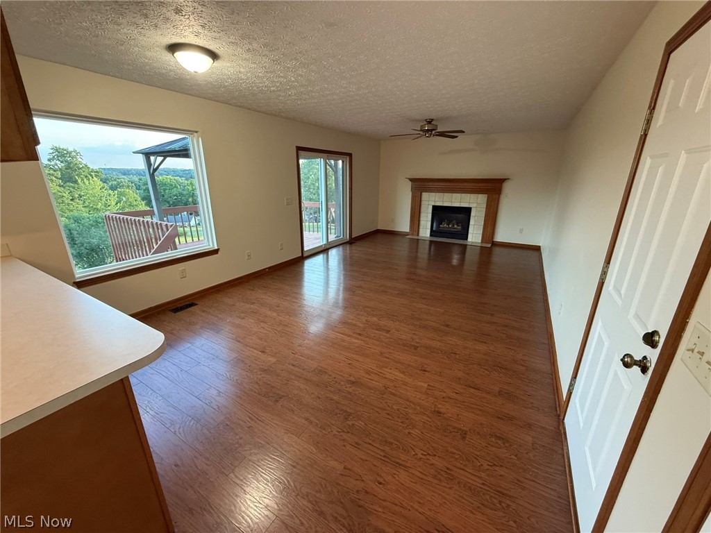 9724 Lafont Circle Ne Property Photo 15