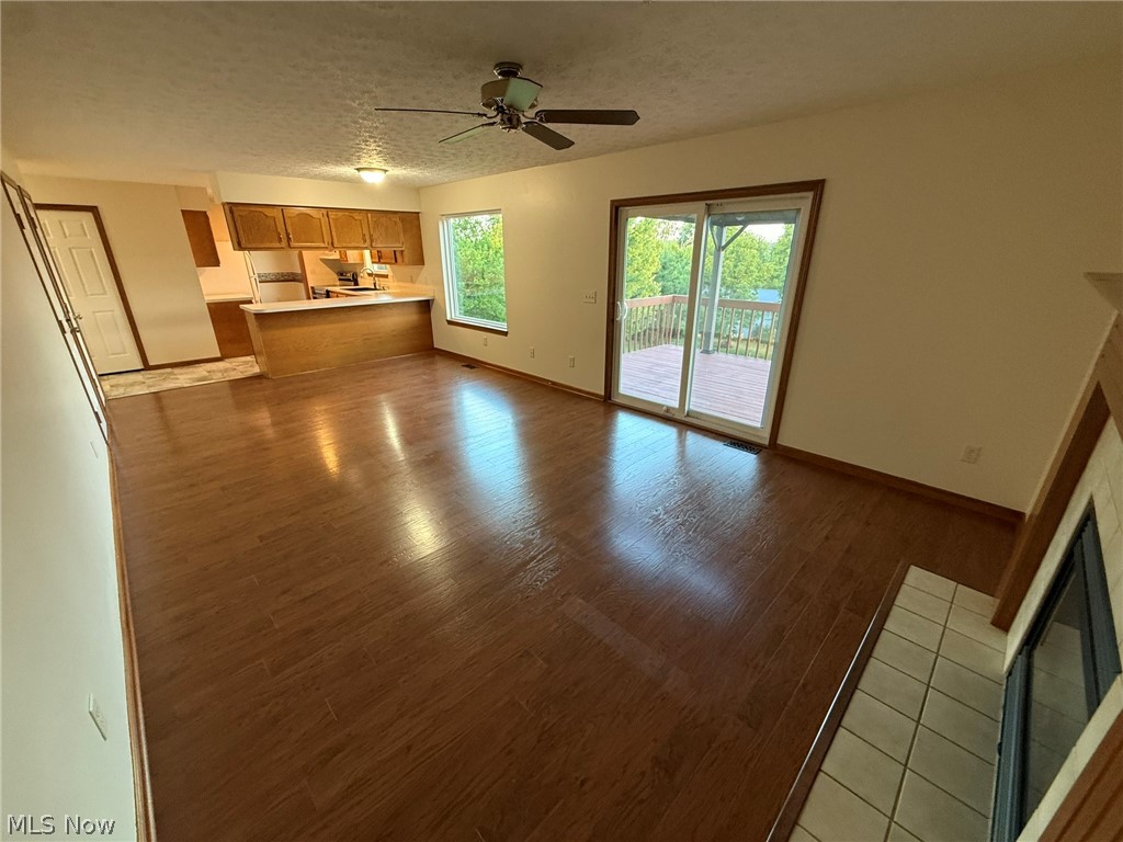 9724 Lafont Circle Ne Property Photo 17