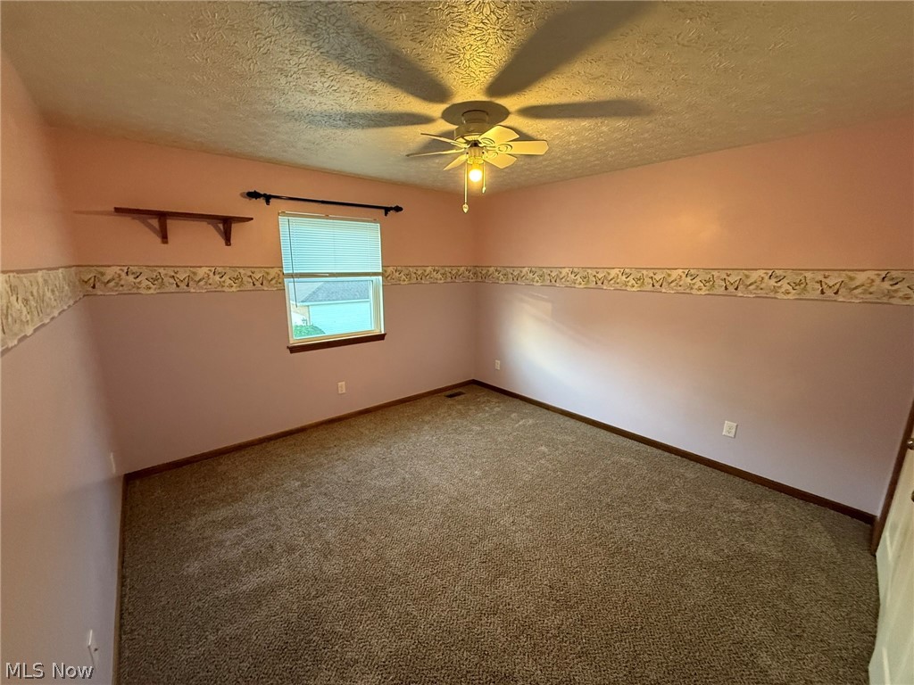 9724 Lafont Circle Ne Property Photo 37