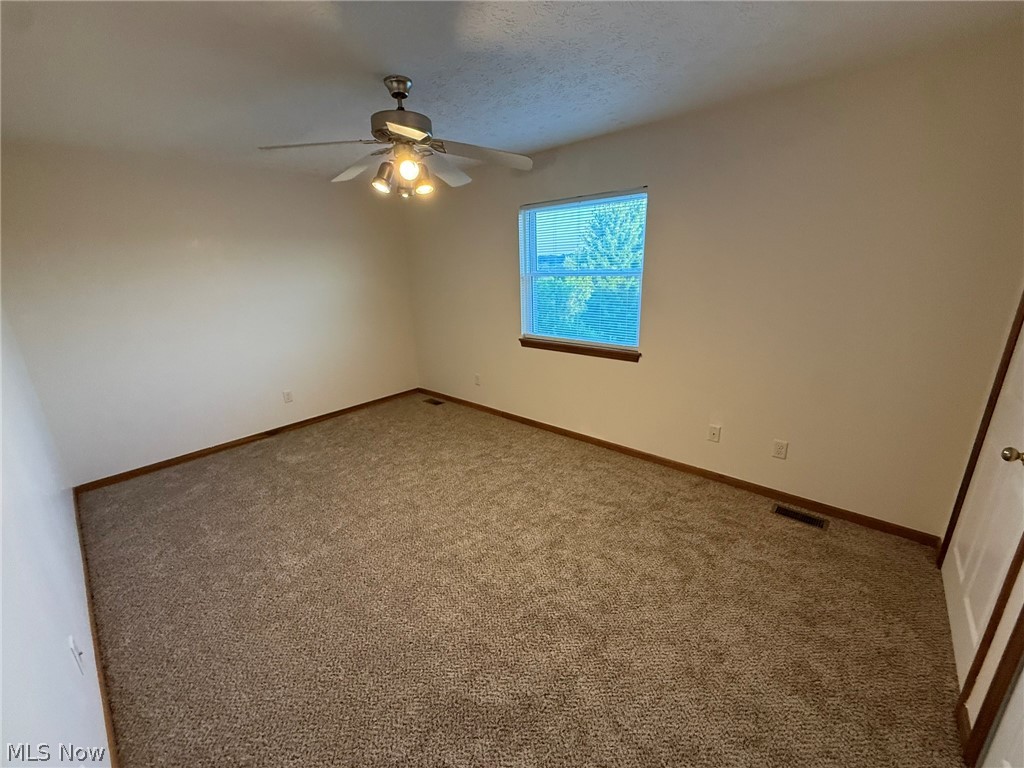 9724 Lafont Circle Ne Property Photo 39