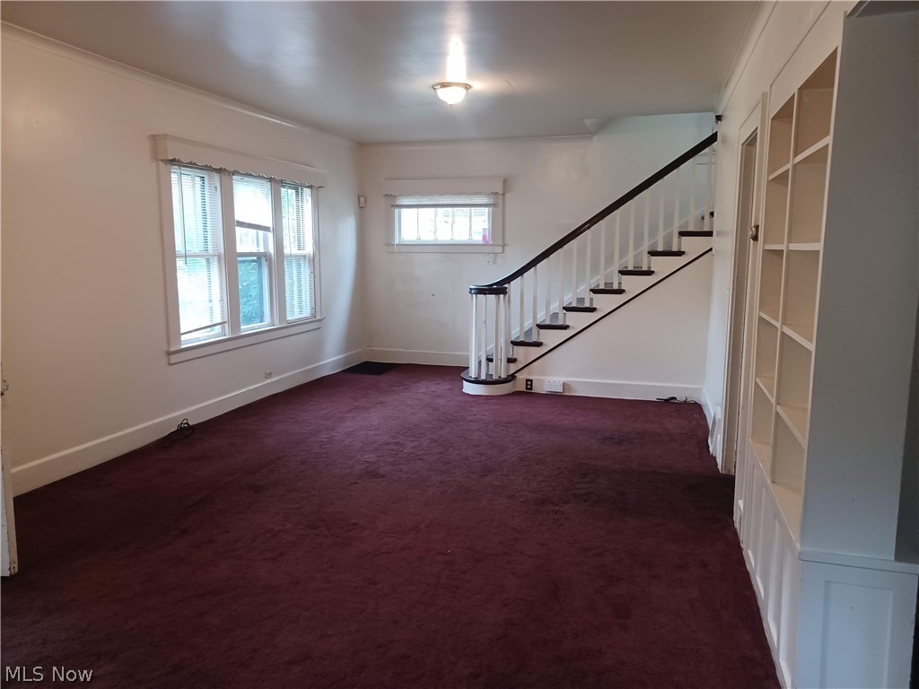 918 Winona Drive Property Photo 2