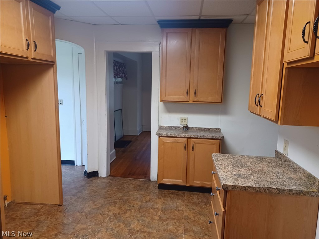 918 Winona Drive Property Photo 5