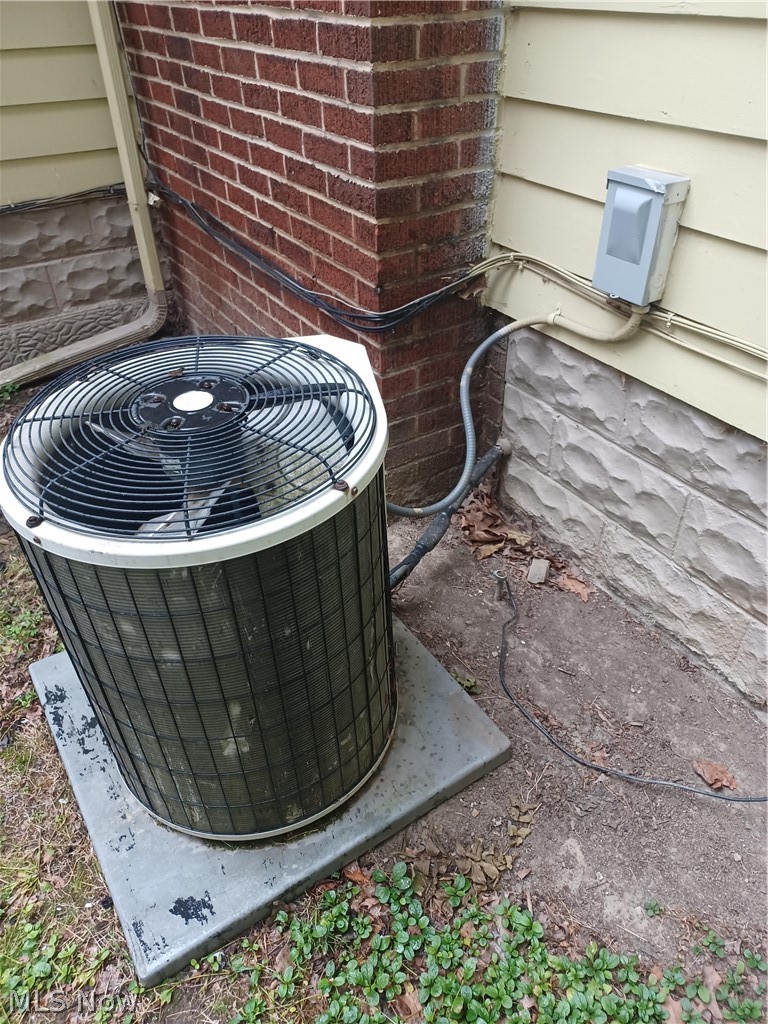918 Winona Drive Property Photo 12