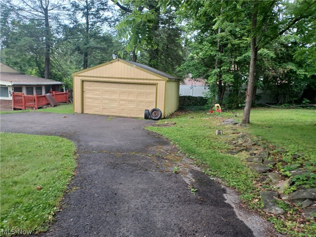 918 Winona Drive Property Photo 13