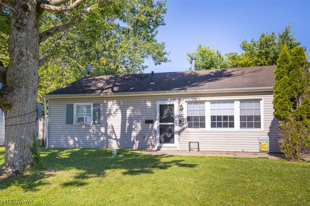4144 Riverside Drive Property Photo 1