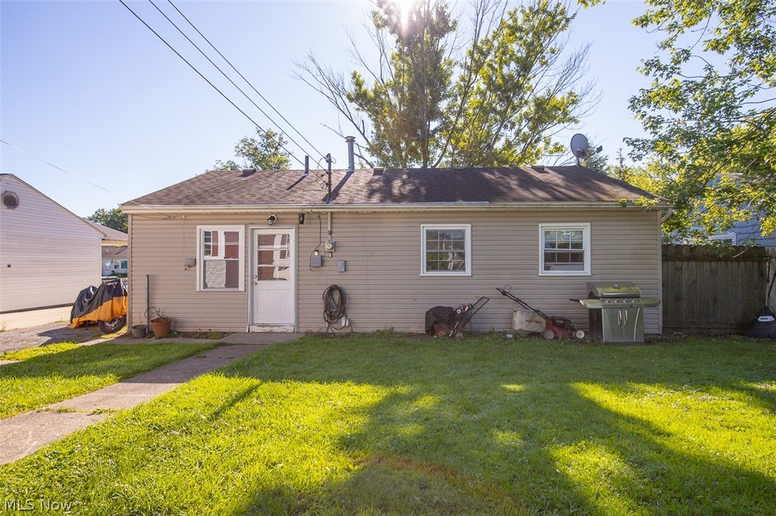 4144 Riverside Drive Property Photo 22