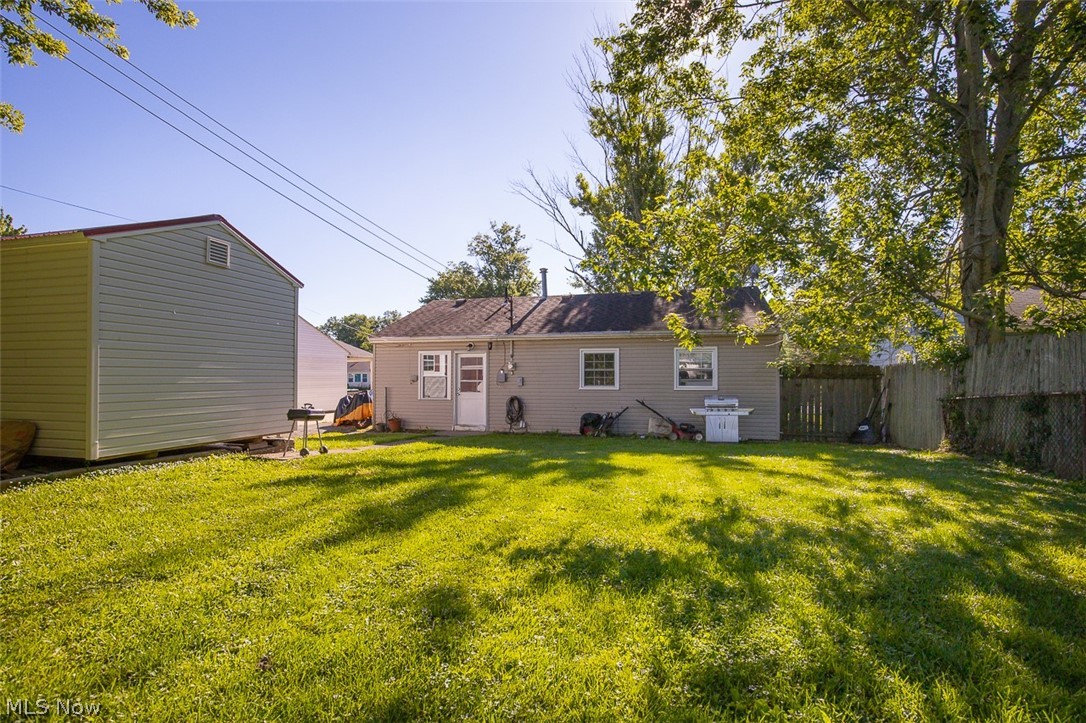 4144 Riverside Drive Property Photo 23