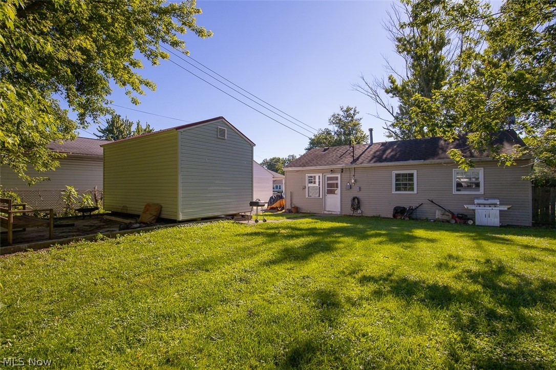 4144 Riverside Drive Property Photo 24