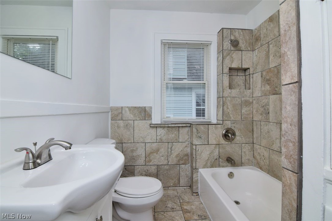 3369 E 139th Street Property Photo 23