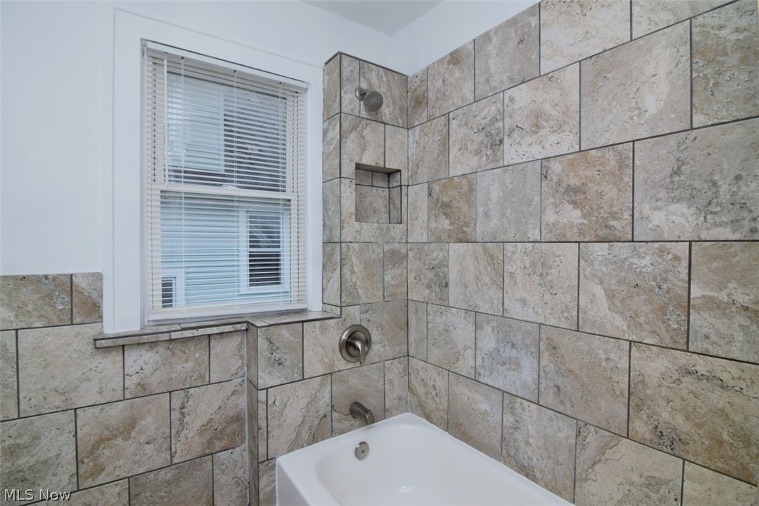 3369 E 139th Street Property Photo 24