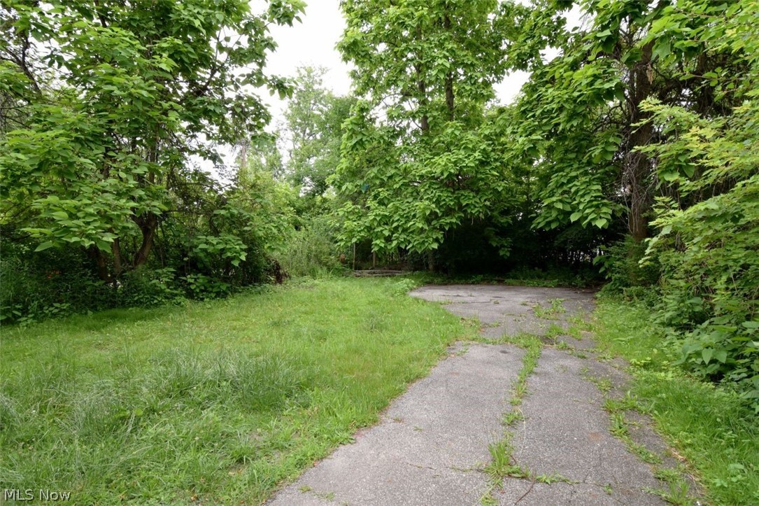 3369 E 139th Street Property Photo 35