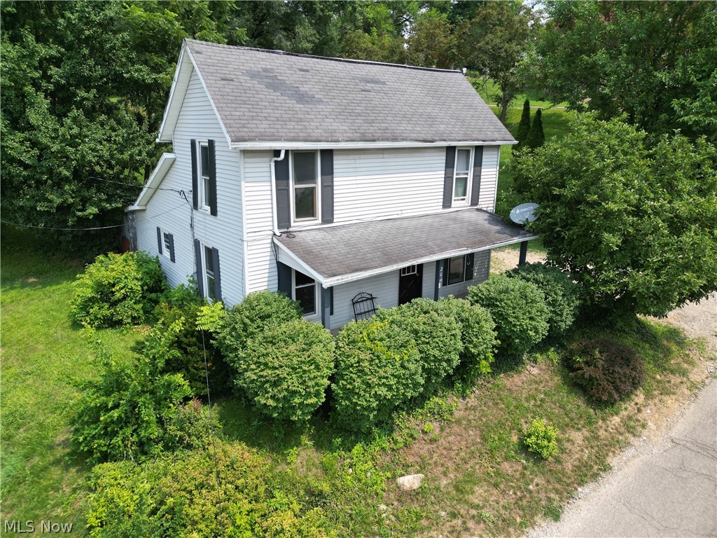 201 Center Street Property Photo 1