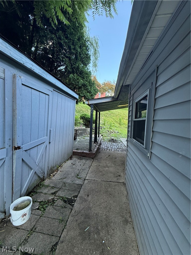 201 Center Street Property Photo 7