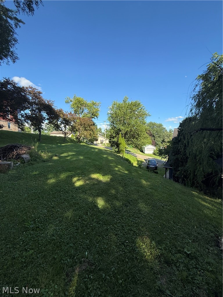 201 Center Street Property Photo 11