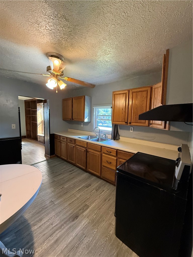 201 Center Street Property Photo 13