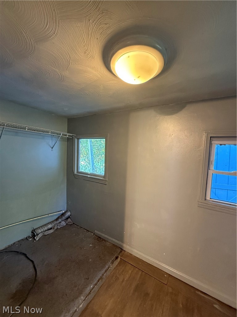 201 Center Street Property Photo 14