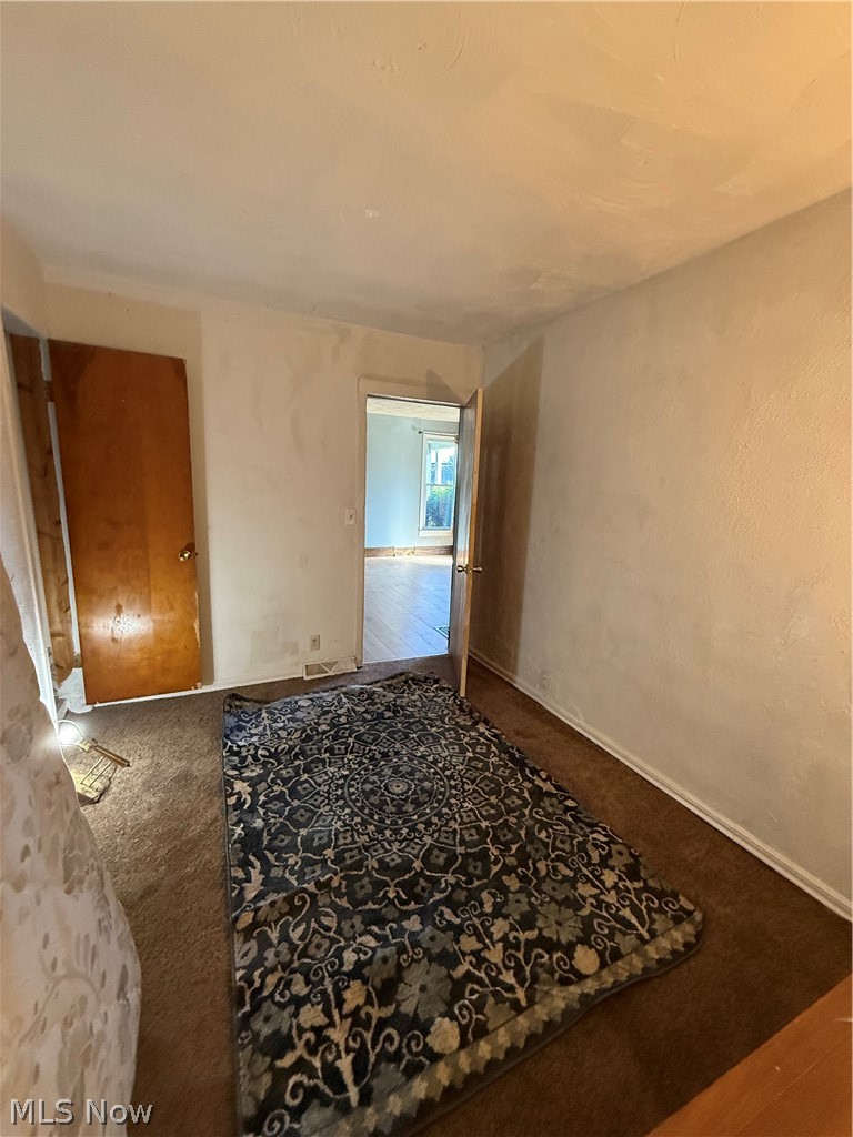 201 Center Street Property Photo 16