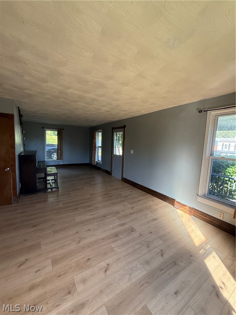 201 Center Street Property Photo 17