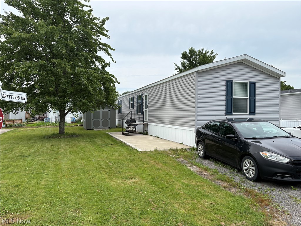 58 Betty Lou Drive Property Photo 1