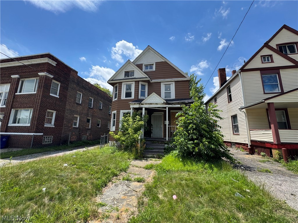 540 E 123rd Street Property Photo 1