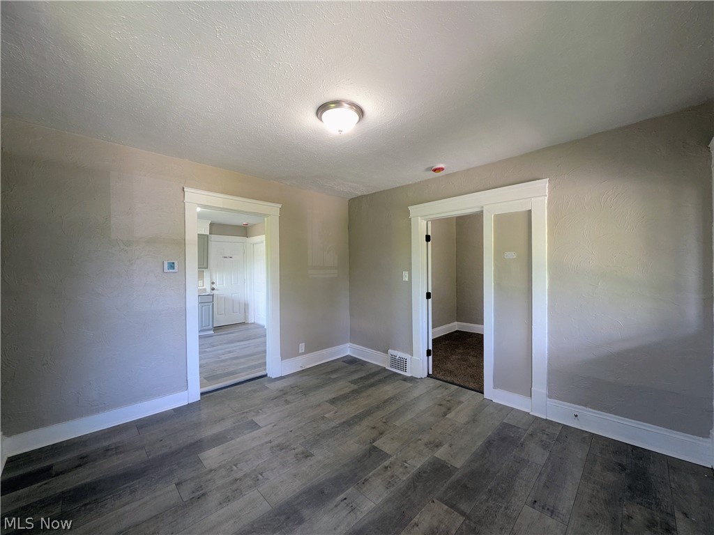 12905 Griffing Avenue Property Photo 6