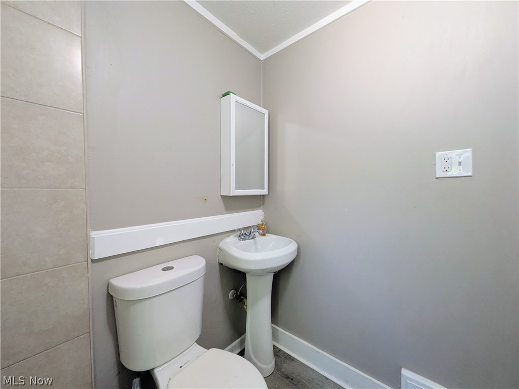 12905 Griffing Avenue Property Photo 29