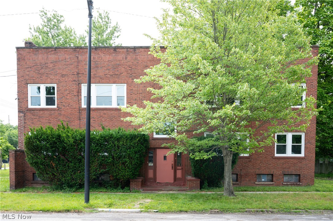 14912 Alder Avenue Property Photo 1