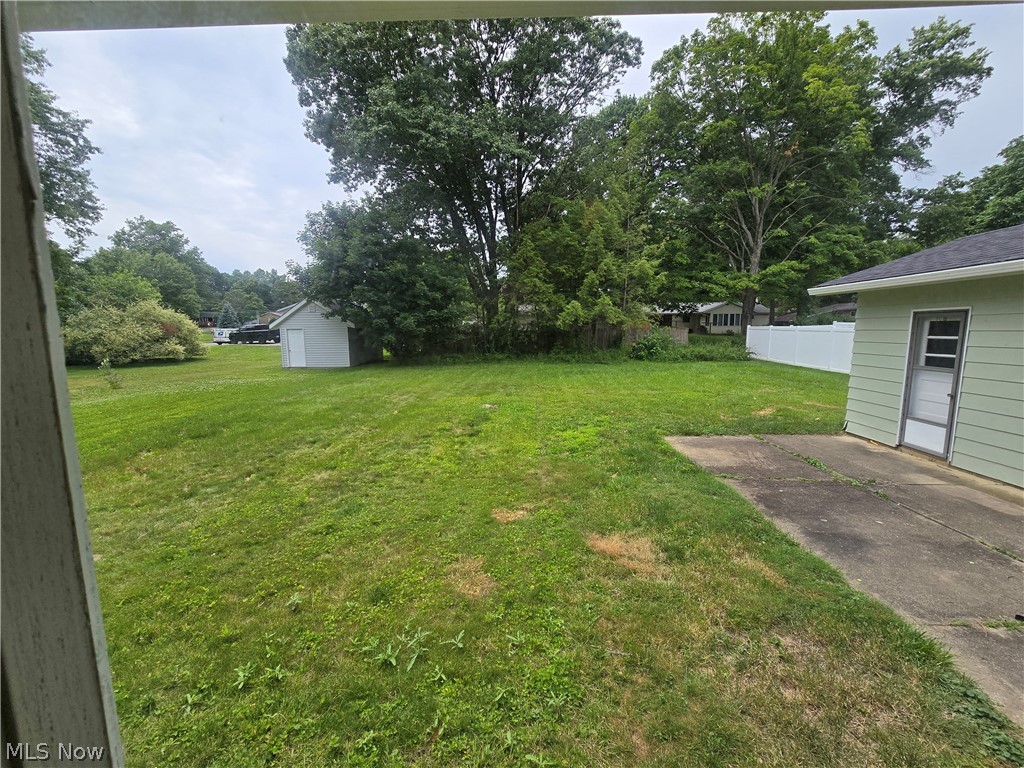 2514 Windsor Avenue Property Photo 2