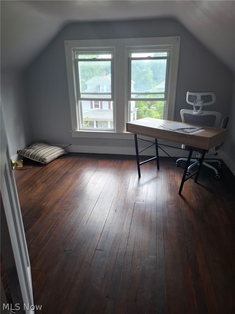 829 Elmore Avenue Property Photo 6