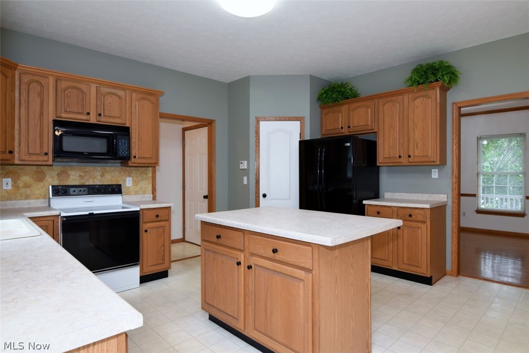 6967 Auburn Ridge Drive Property Photo 13