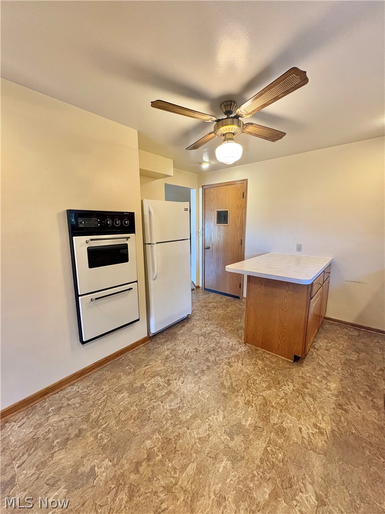 1407 W Valentine Circle Nw Property Photo 5